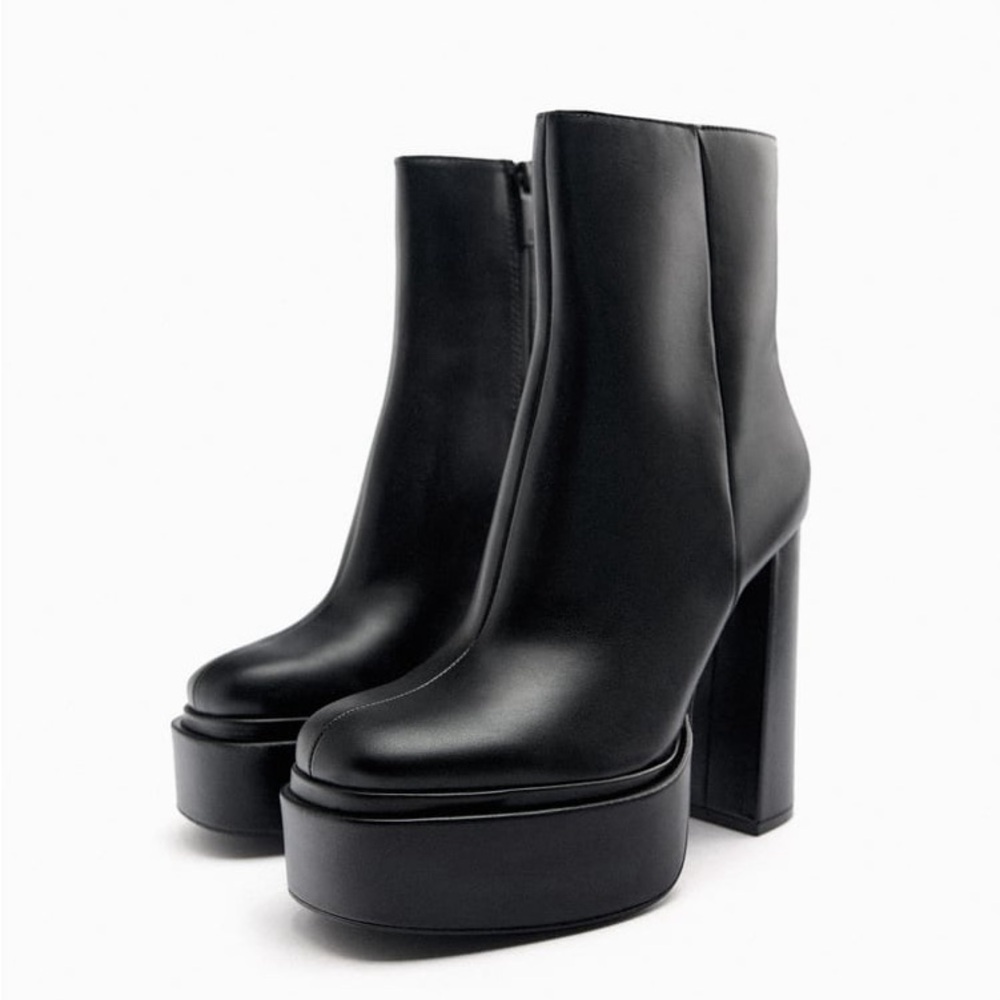 ZARA PLATFORM HEEL BOOTS